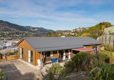 42 Valley Heights Road