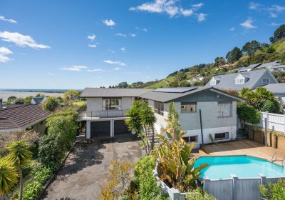 27 Tresillian Avenue